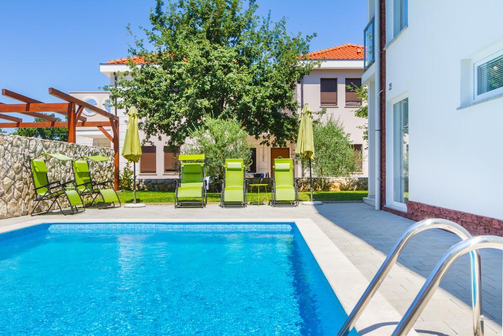 Villa Apartments Futura 반타치치 외부 사진